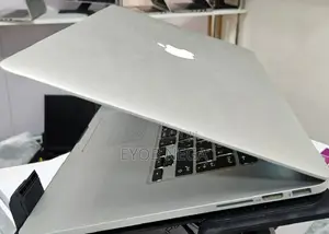 New Laptop Apple MacBook Pro 2015 16GB Intel Core I7 SSD 1T