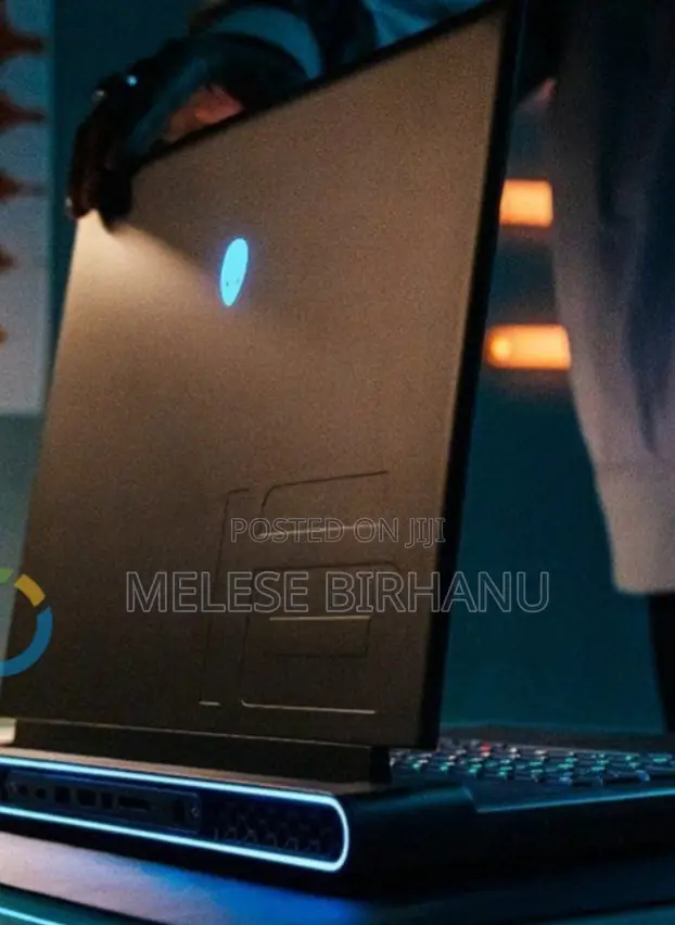New Laptop Alienware M17x R2 16GB Intel Core I7 SSD 1T