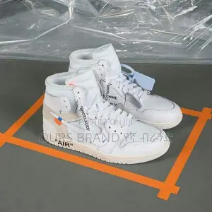 Off White X Air Jordan 1 Retro High OG UNC Shoe
Master