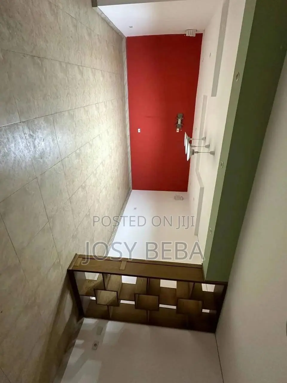 8bdrm House in Bole for rent