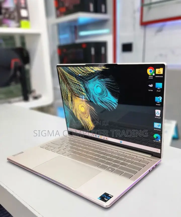 New Laptop Lenovo IdeaPad Yoga 13 16GB Intel Core I7 SSD 1T