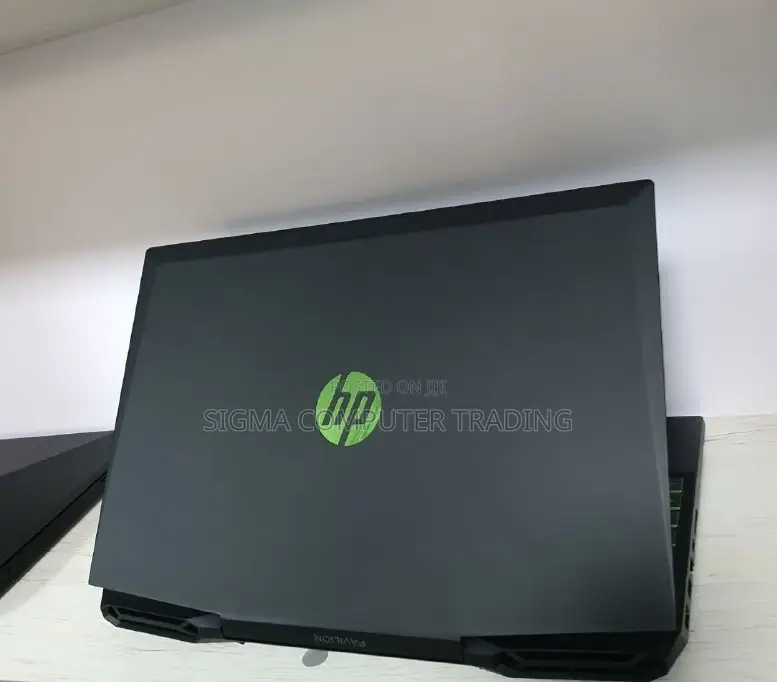New Laptop HP Pavilion 15 16GB Intel Core I5 SSHD (Hybrid) 256GB