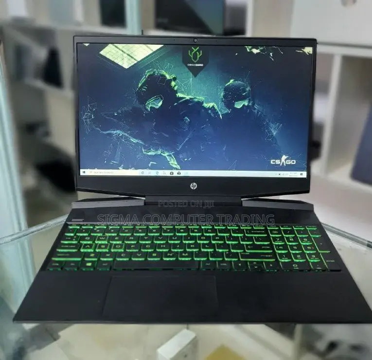 New Laptop HP Pavilion 15 16GB Intel Core I5 SSHD (Hybrid) 256GB