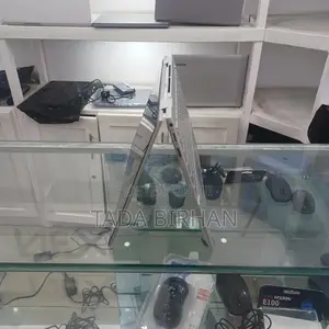 New Laptop HP Envy X360 8GB Intel Core I7 SSD 1T