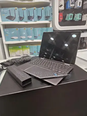 New Laptop HP Spectre 14 16GB Intel Core I7 SSD 1T