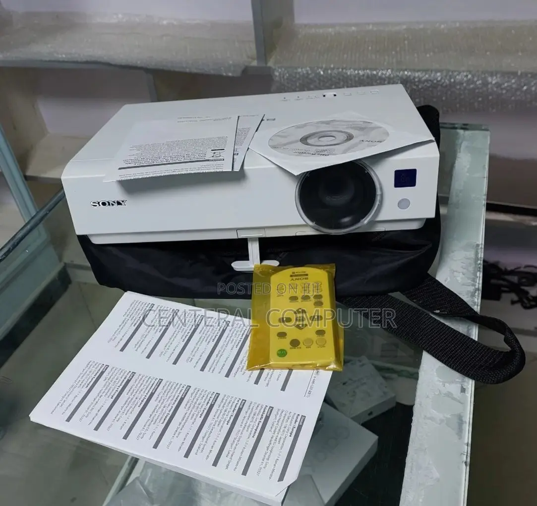 Brand New Sony Projector Dx 102