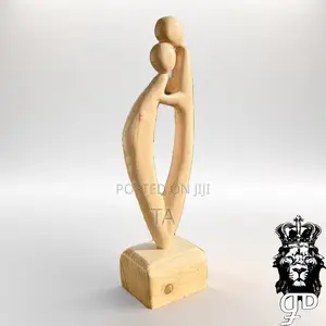 Home Decor Wooden Handicraft Couple Sclupture