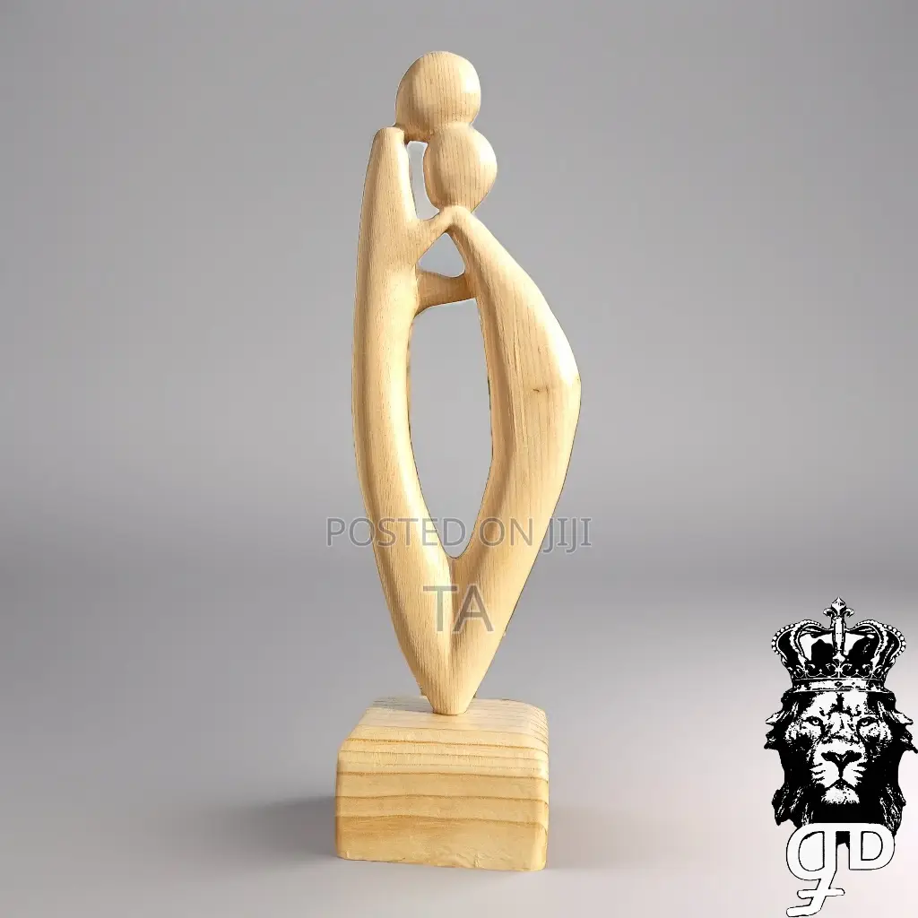 Home Decor Wooden Handicraft Couple Sclupture