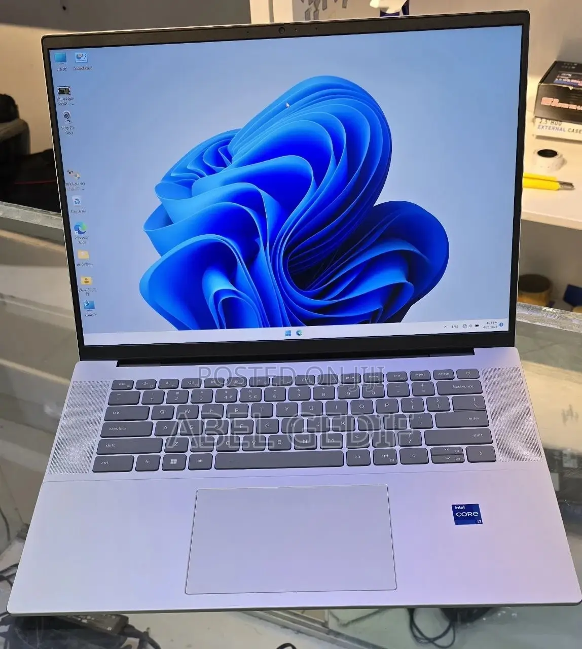 New Laptop Dell Inspiron 15 5579 16GB Intel Core I7 SSD 512GB