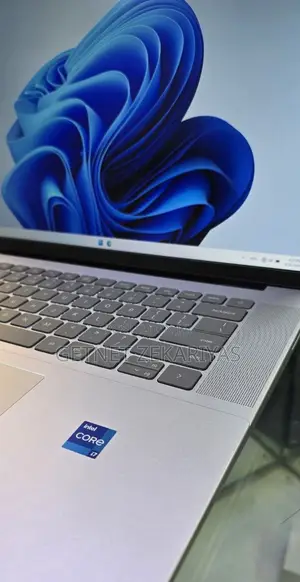 New Laptop Dell Inspiron 15 16GB Intel Core I7 SSD 512GB