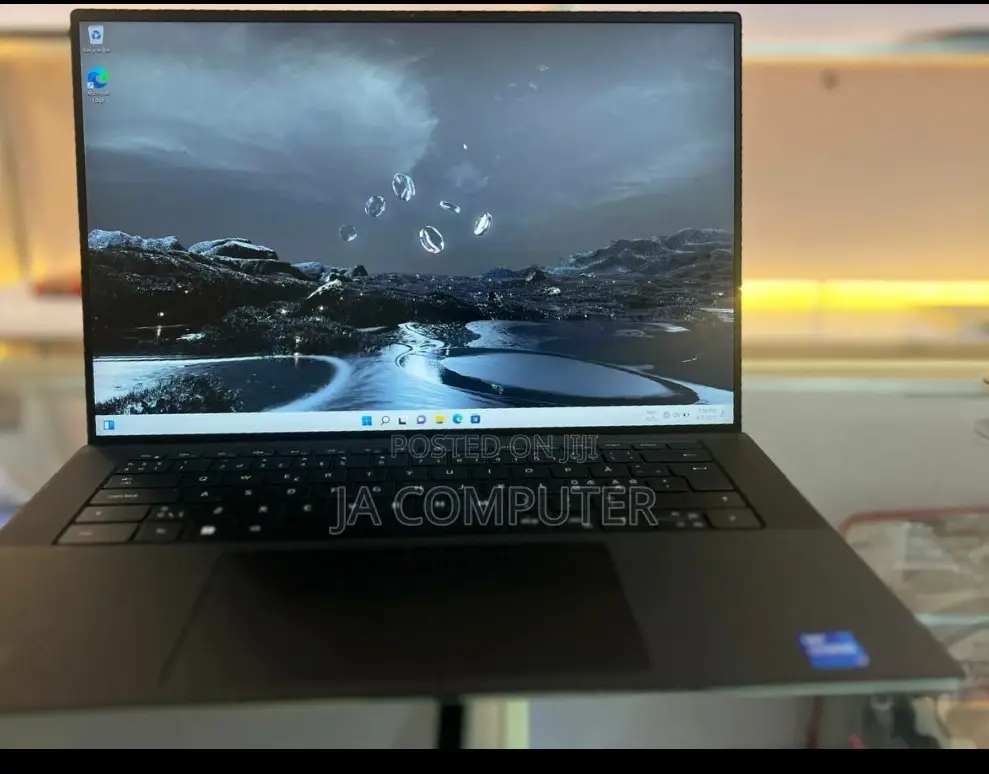 New Laptop Dell XPS 15 16GB Intel Core I7 SSD 512GB