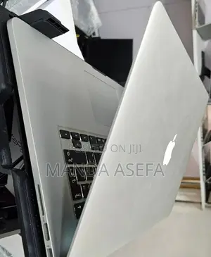 New Laptop Apple MacBook Pro 2015 16GB Intel Core i7 SSD 1T