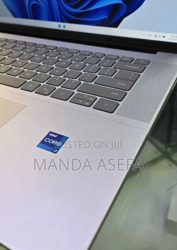 New Laptop Dell Inspiron 15 16GB Intel Core I7 SSD 512GB