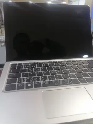 New Laptop HP Elite X2 1012 16GB Intel Core I5 SSD 256GB