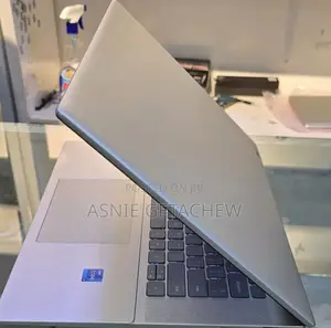 Photo - New Laptop Dell Inspiron 15 16GB Intel Core I7 SSD 512GB