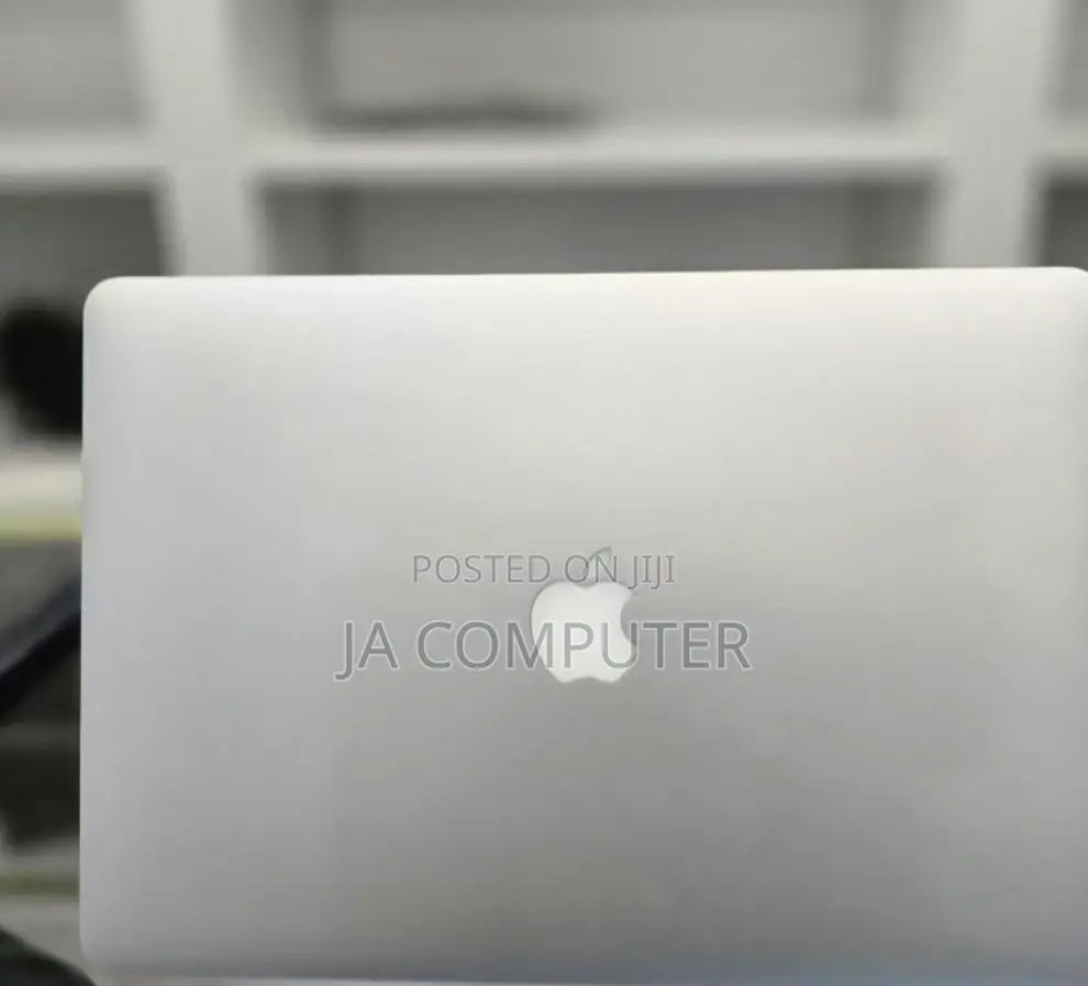 New Laptop Apple MacBook Pro 2015 16GB Intel Core I7 SSD 1T