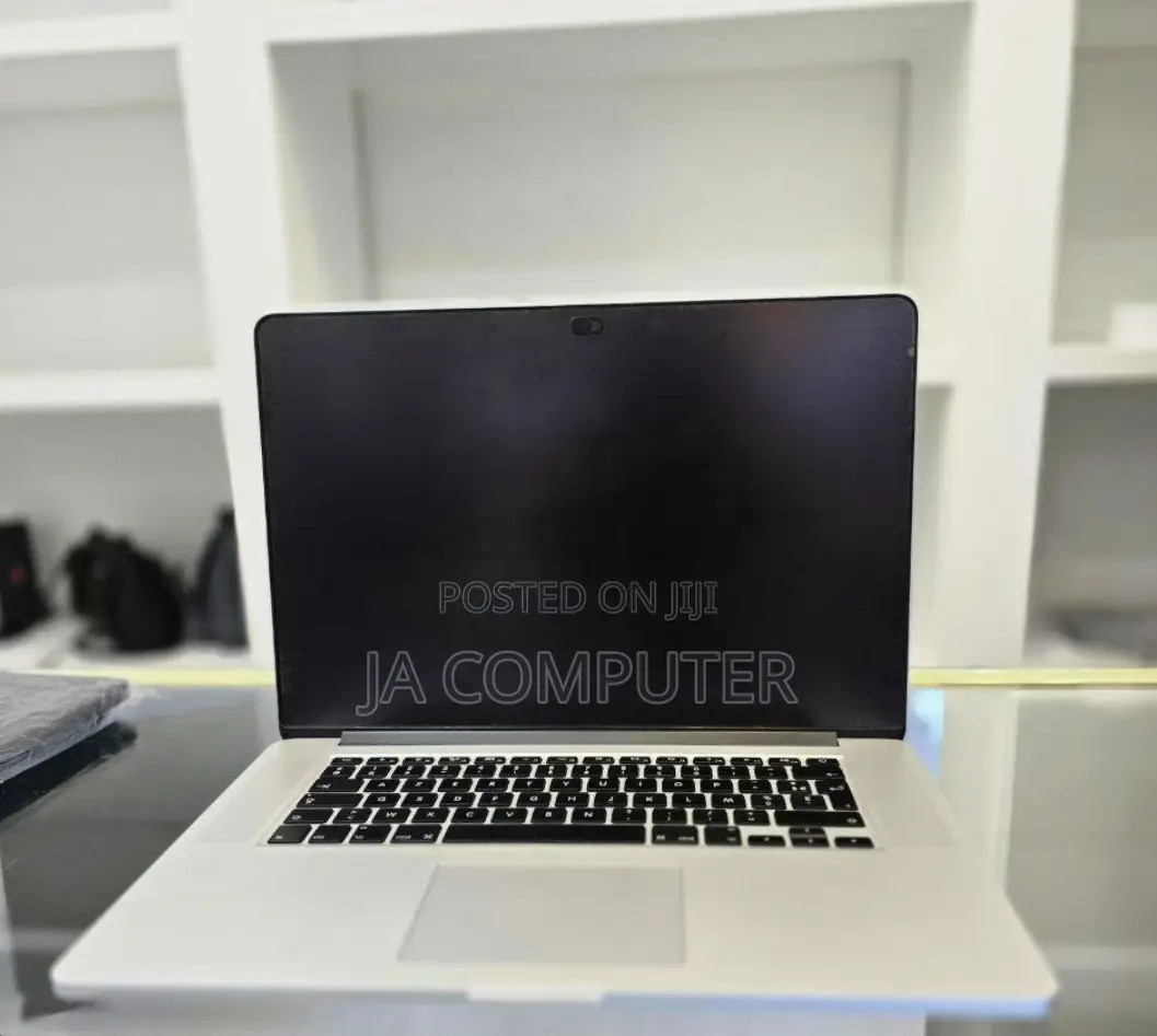 New Laptop Apple MacBook Pro 2015 16GB Intel Core I7 SSD 1T