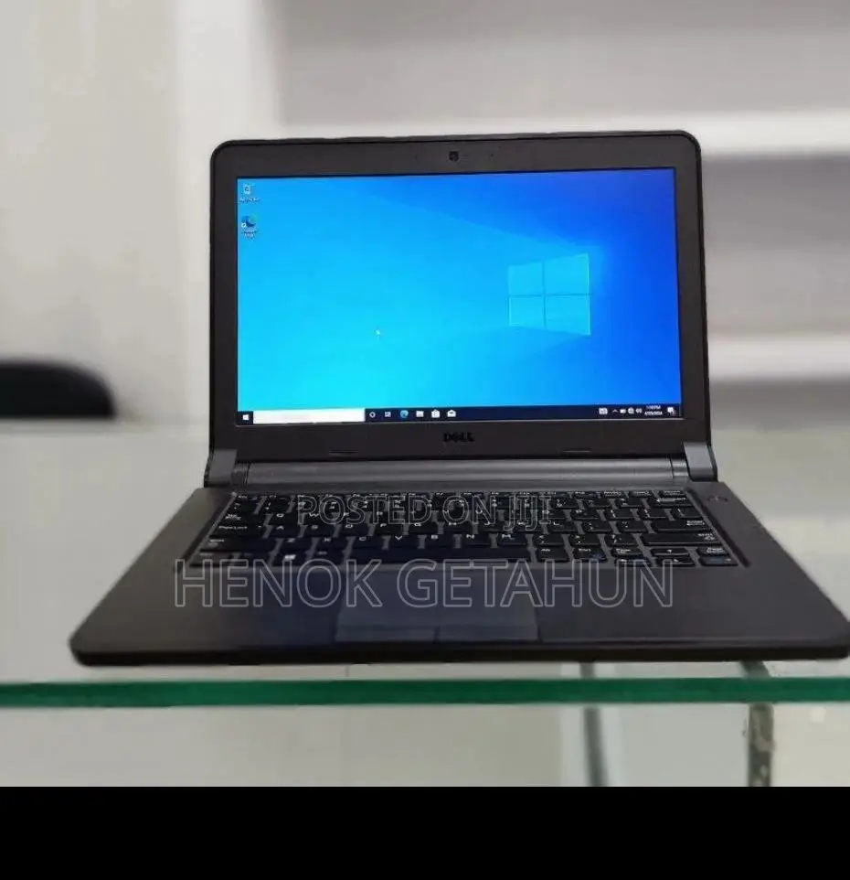 New Laptop Dell Latitude 5310 4GB Intel Core i5 HDD 500GB