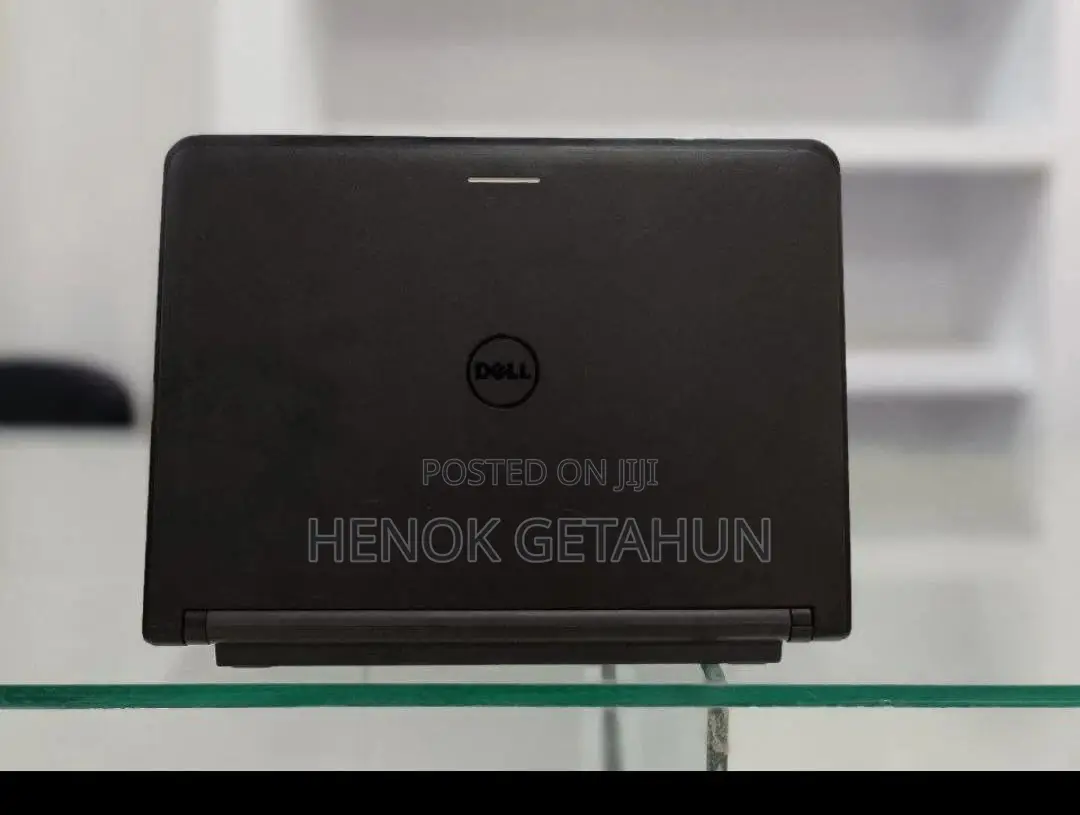 New Laptop Dell Latitude 5310 4GB Intel Core i5 HDD 500GB