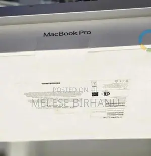 New Laptop Apple MacBook Pro 2022 M2 8GB Apple M2 SSD 512GB