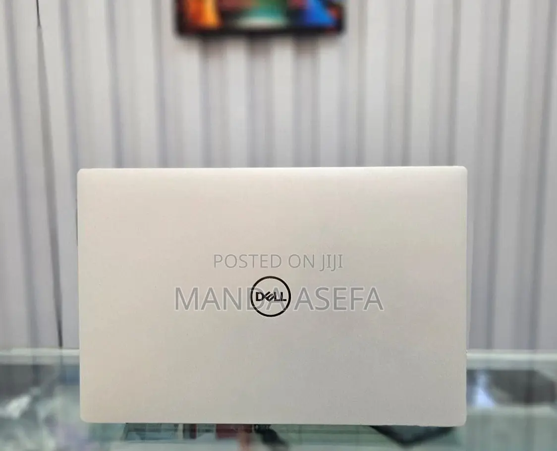 New Laptop Dell XPS 13 32GB Intel Core I7 SSD 512GB