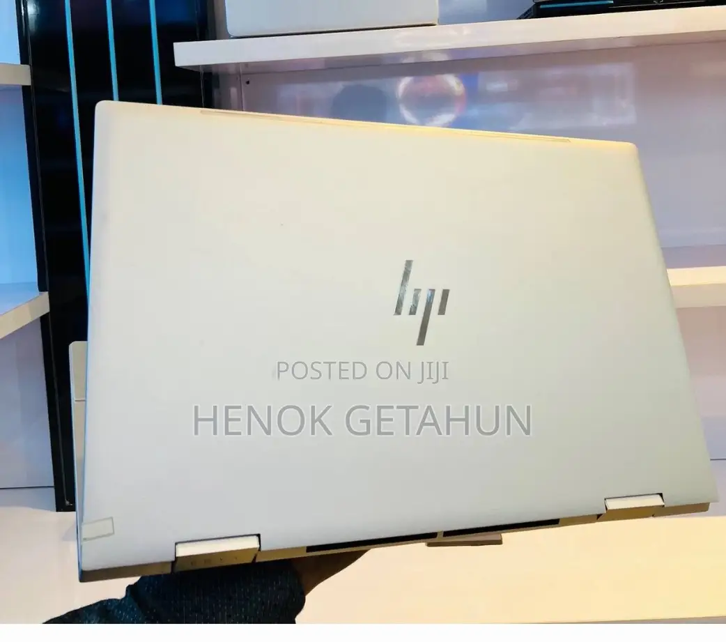 New Laptop HP Envy X360 12GB Intel Core I7 SSD 512GB