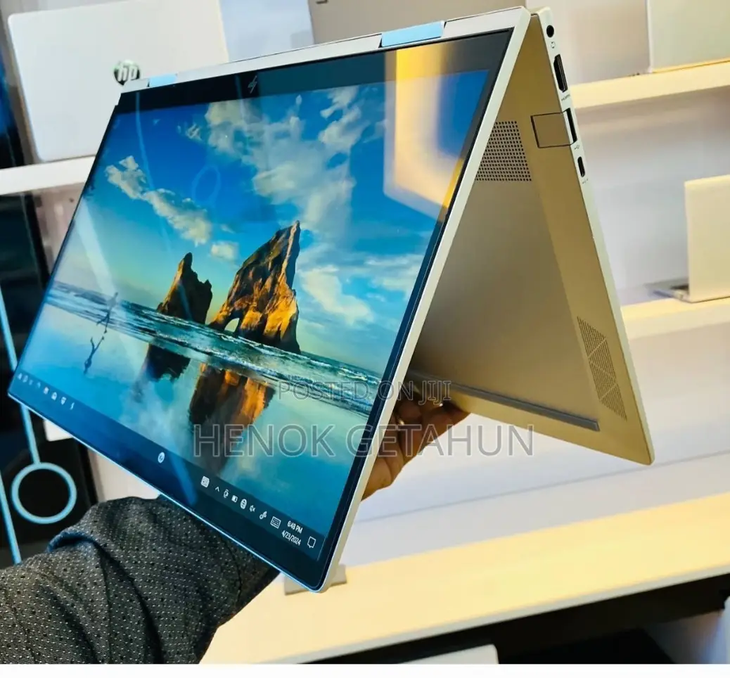 New Laptop HP Envy X360 12GB Intel Core I7 SSD 512GB