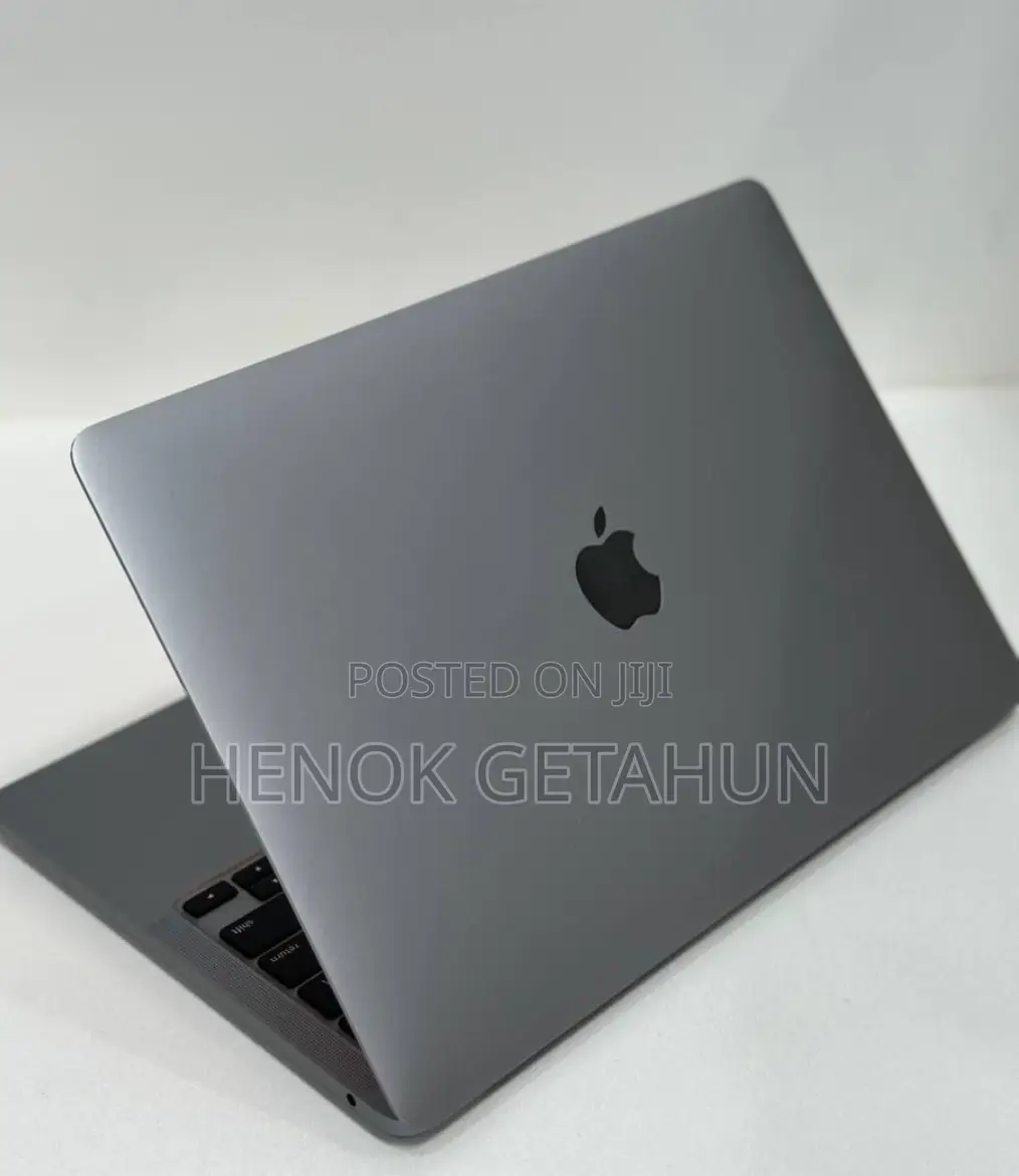 New Laptop Apple MacBook Pro 2020 M1 8GB Apple M1 Pro SSD 256GB