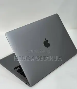 New Laptop Apple MacBook Pro 2020 M1 8GB Apple M1 Pro SSD 256GB