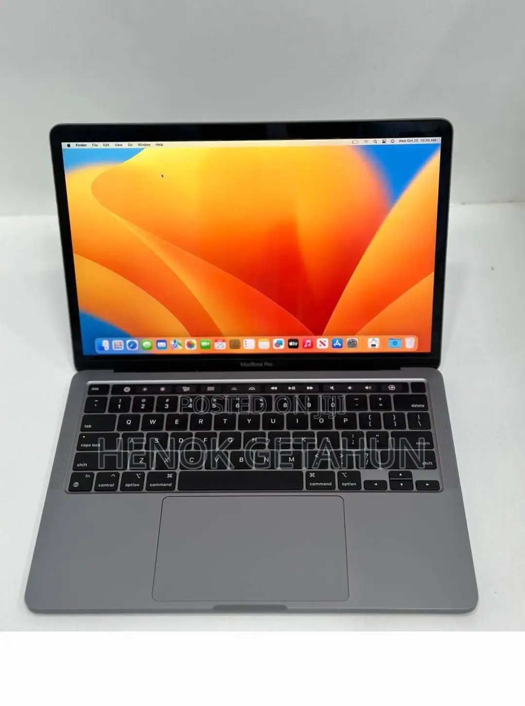 New Laptop Apple MacBook Pro 2020 M1 8GB Apple M1 Pro SSD 256GB