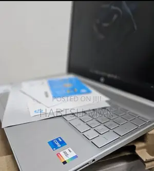 New Laptop HP Stream Notebook 8GB Intel Core I5 SSD 256GB