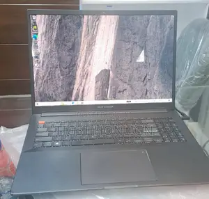 New Laptop Asus VivoBook 15 X505BA 16GB AMD Ryzen 9 SSD 1T