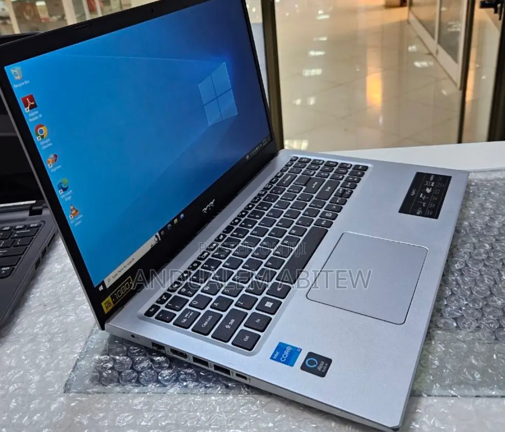 New Laptop Acer Aspire 5 8GB Intel Core I3 SSD 1T