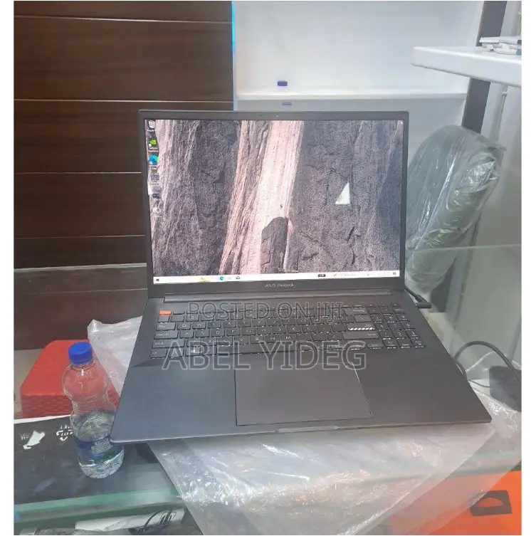 New Laptop Asus VivoBook Pro 17 N705UD 16GB AMD Ryzen 9 SSD 1T