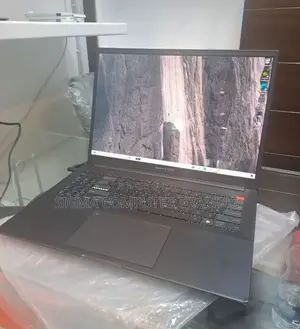 New Laptop Asus VivoBook 15 X505BA 16GB AMD Ryzen 9 SSD 1T