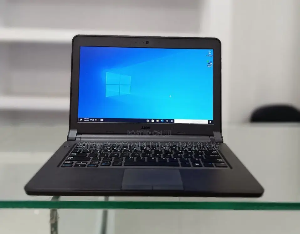Laptop Dell Latitude 3330 4GB Intel Core I5 HDD 500GB