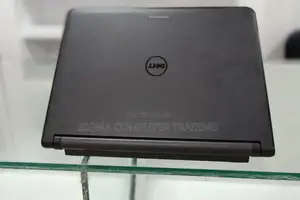 Laptop Dell Latitude 3330 4GB Intel Core I5 HDD 500GB