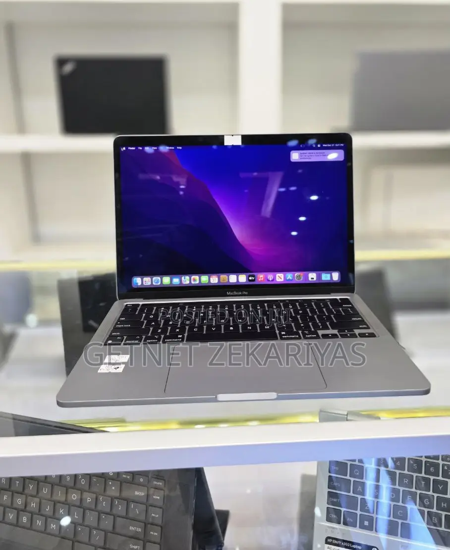 New Laptop Apple MacBook Pro 2018 32GB Intel Core I9 SSD 1T