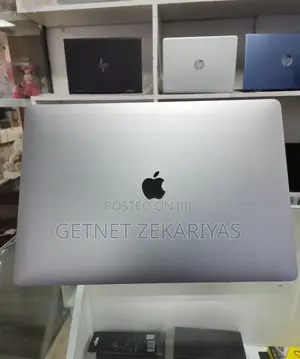 New Laptop Apple MacBook Pro 2019 16GB Intel Core I7 SSD 512GB
