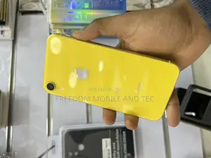 Apple iPhone XR 64 GB