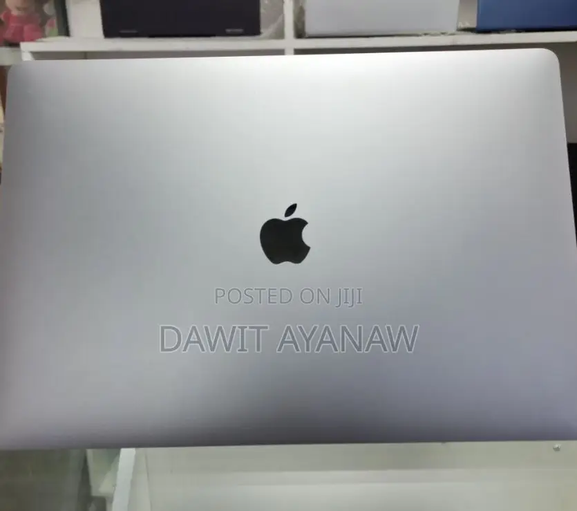 New Laptop Apple MacBook Pro 2019 16GB Intel Core I7 SSD 512GB