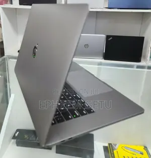 New Laptop Apple MacBook Pro 2019 16GB Intel Core I7 SSD 512GB