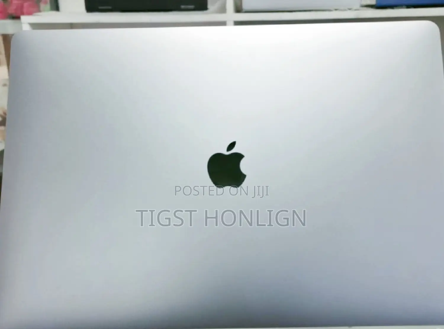 New Laptop Apple MacBook 2018 32GB Intel Core I9 SSD 1T