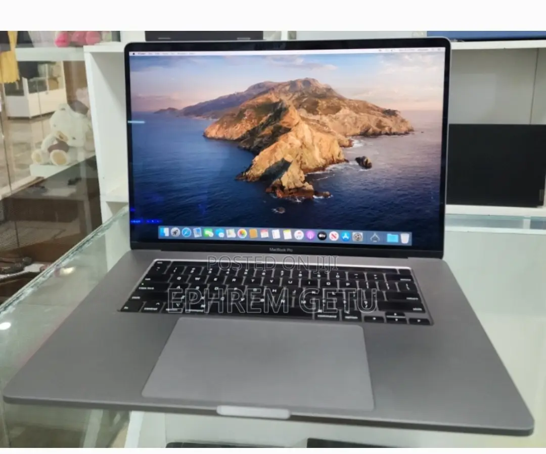 New Laptop Apple MacBook Pro 2019 16GB Intel Core I7 SSD 512GB