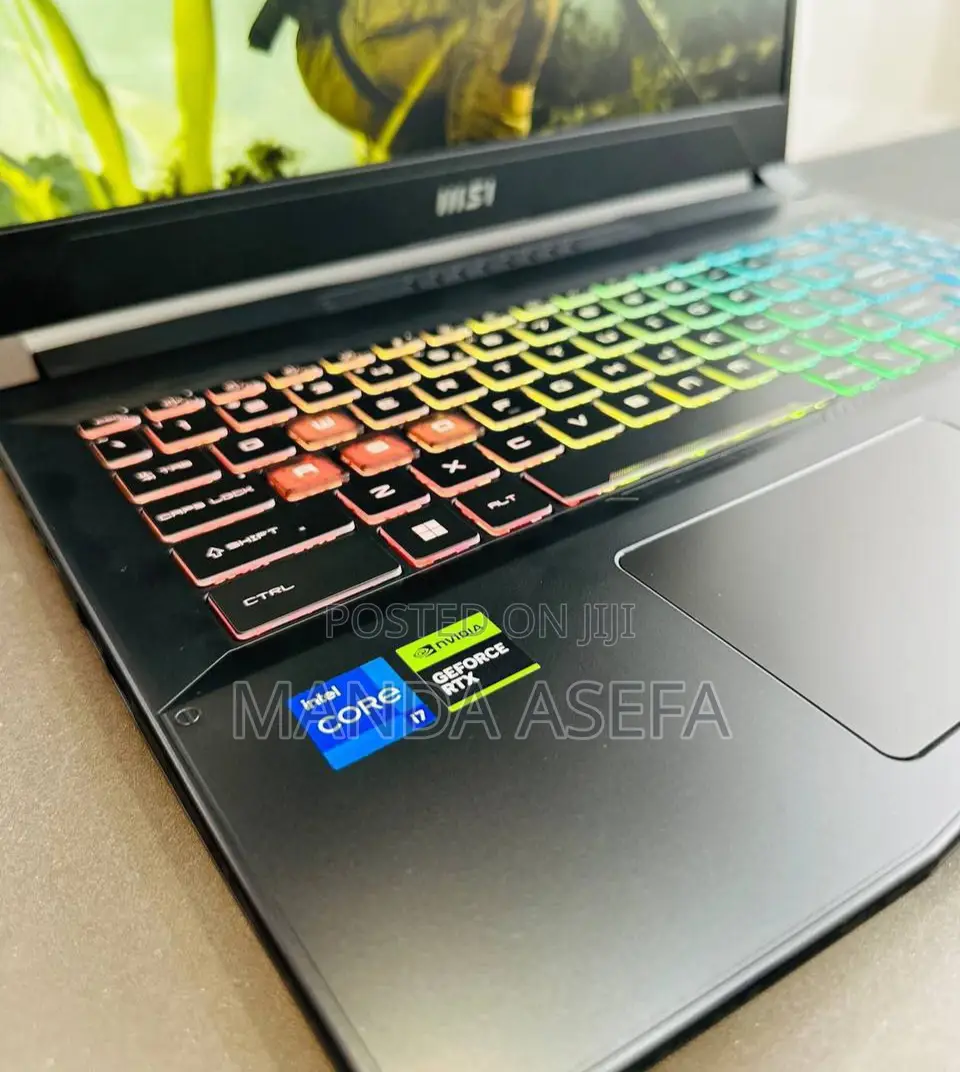 New Laptop MSI Katana 15 16GB Intel Core I7 SSD 512GB