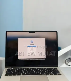 New Laptop Apple MacBook Air 2023 M2 8GB Apple M3 SSD 256GB