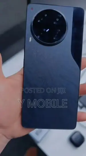 New Tecno Camon 30 256 GB