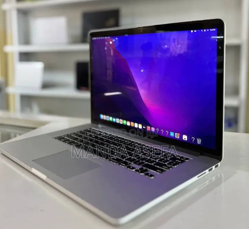 New Laptop Apple MacBook Pro 2015 16GB Intel Core I7 SSD 1T
