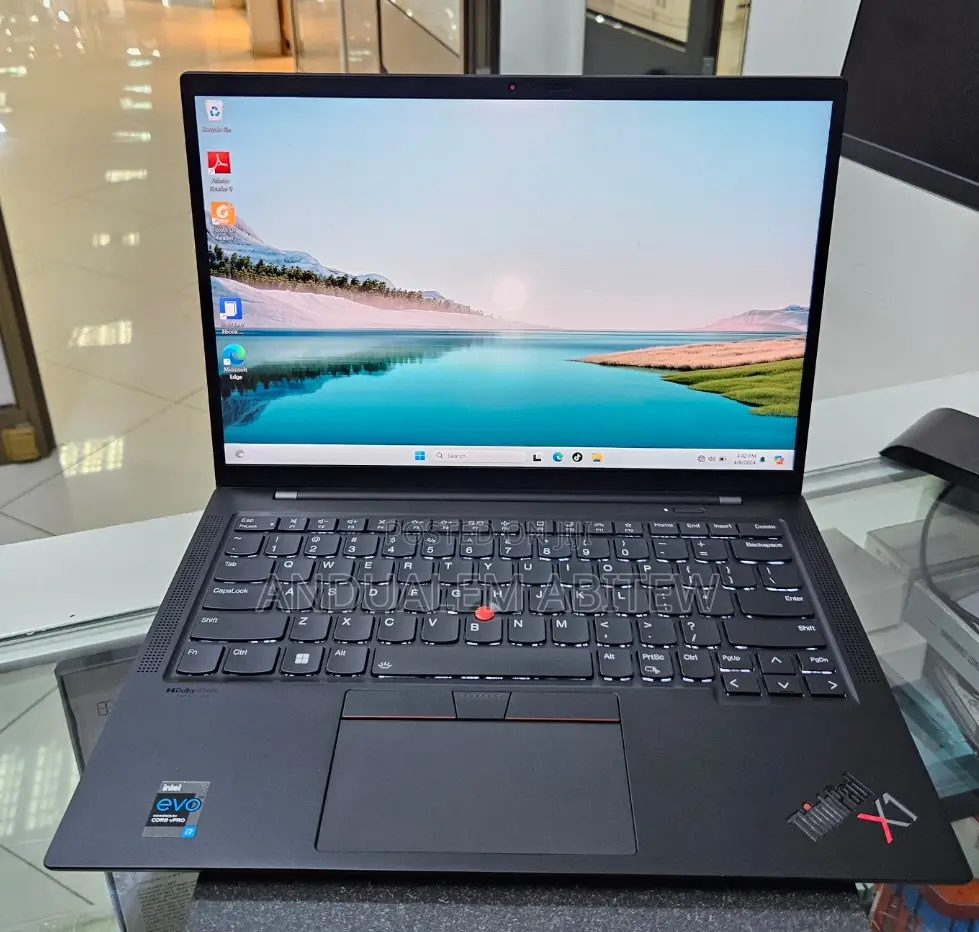 New Laptop Lenovo ThinkPad X1 Carbon 16GB Intel Core I7 SSD 512GB
