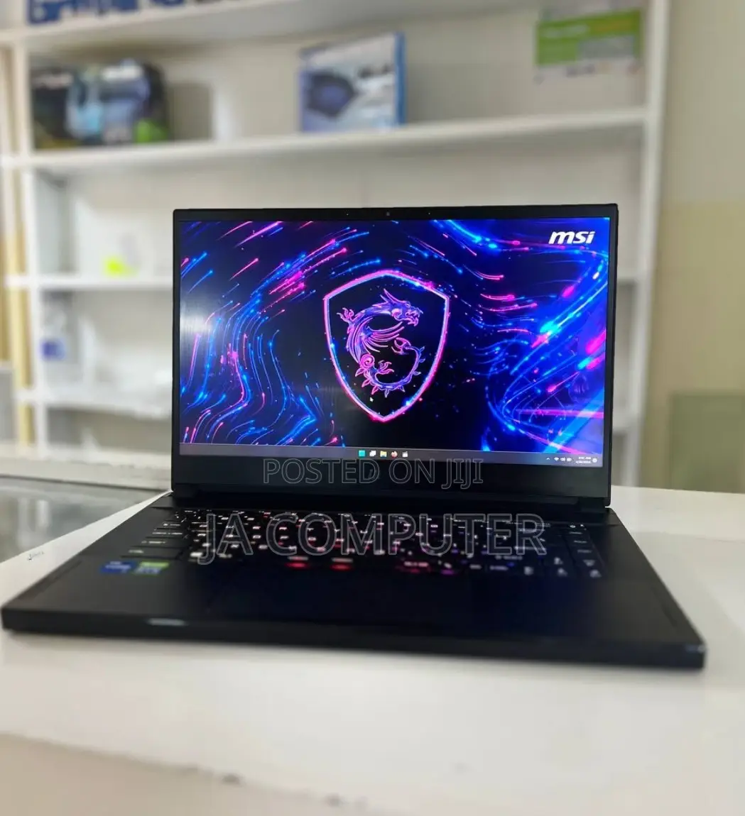 New Laptop MSI Stealth GS77 16GB Intel Core I7 SSD 1T
